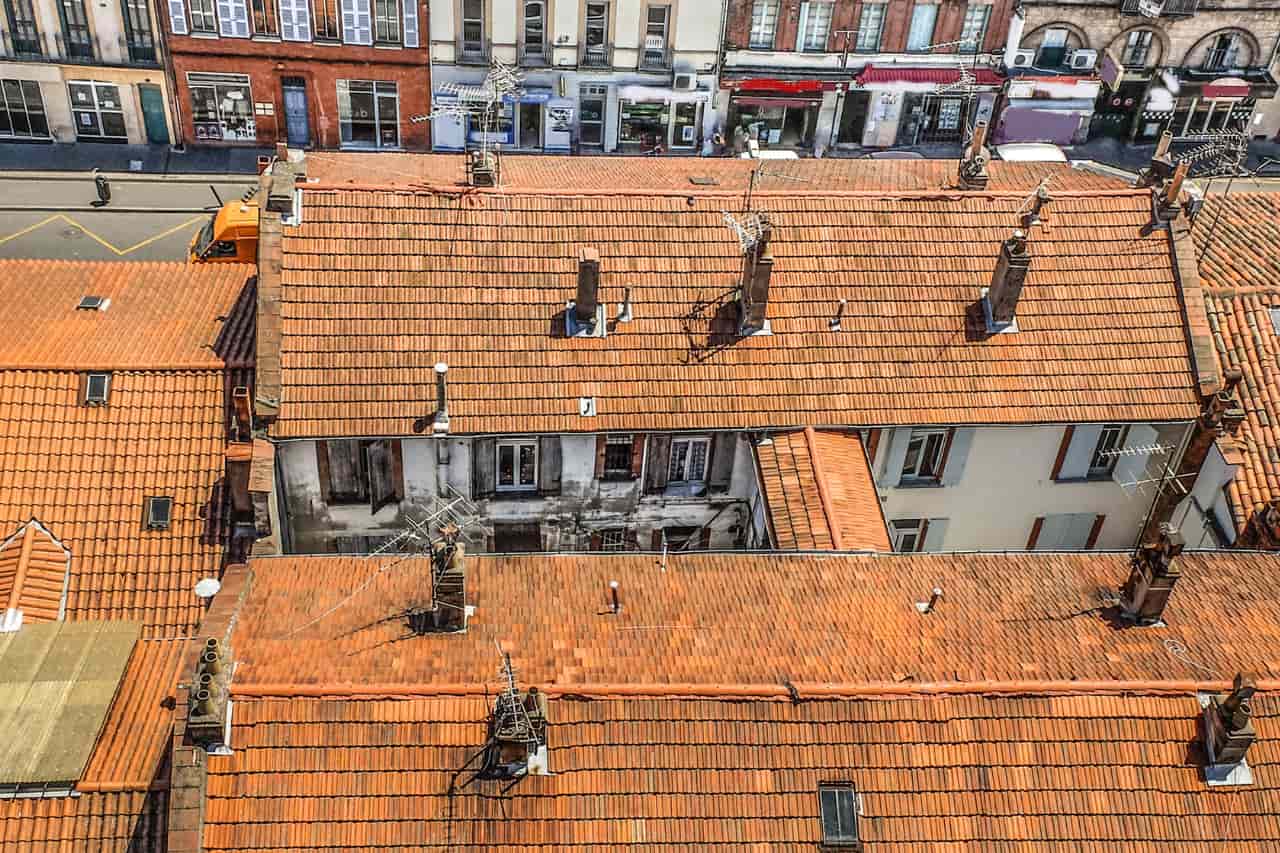 Toitures de maisons à Toulouse